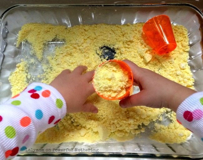 Awesome Kids Play Recipe for Glowing Cloud Dough - Taste Safe Ingredients too! From lalymom on PowerfulMothering.com