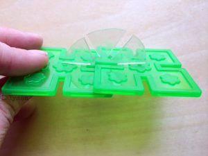 DIY Preschool Manipulatives- Easy Recycled Interlocking Building Discs - LalyMom