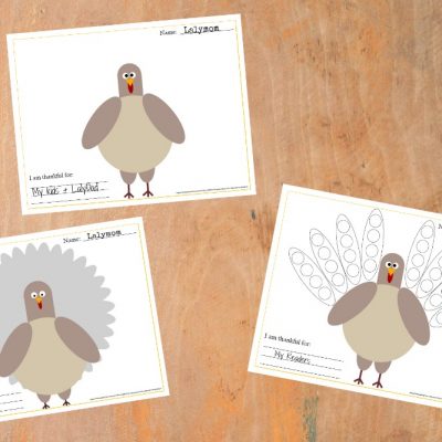 Free Printable Thanksgiving Turkey Placemats on Lalymom.com - Perfect kids activity to keep them busy while they wait for dinner!